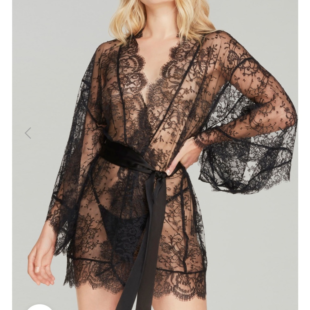 Agent Provocateur kimono